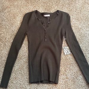 Active USA long sleeve button down